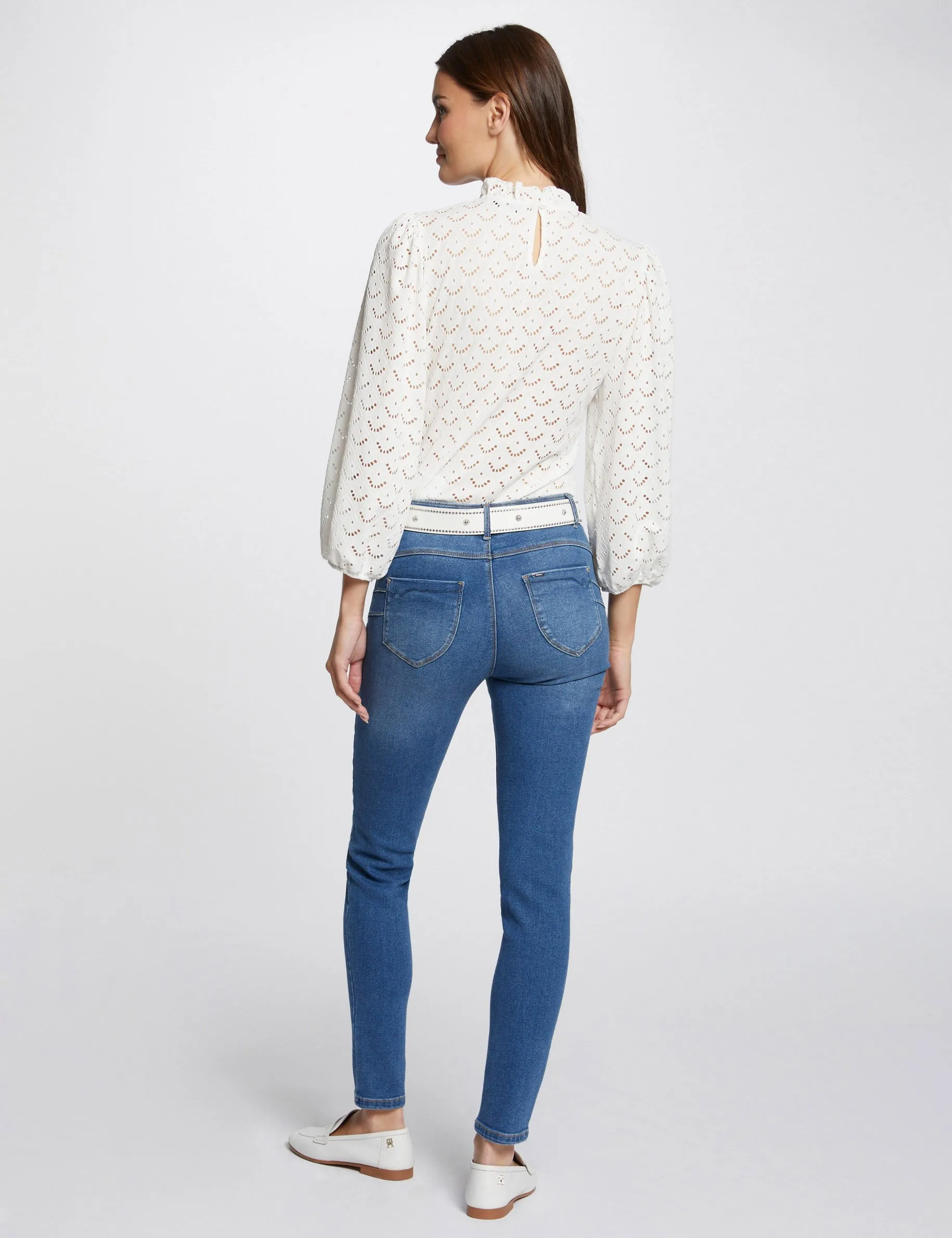 Standard waisted slim jeans stone denim women