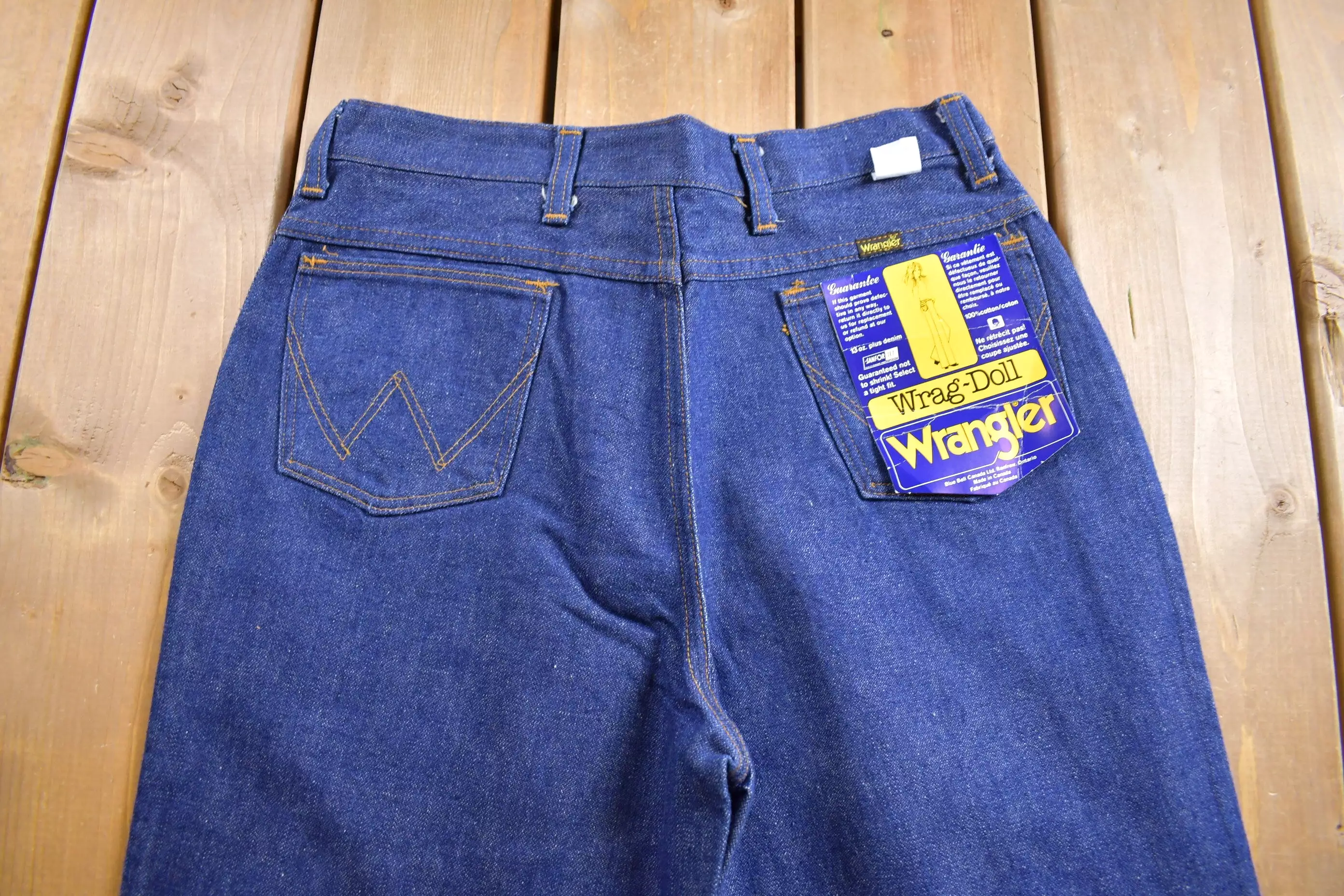 Vintage 1970s Deadstock Wrangler Wrag-Doll Bell Bottom Women's Jeans Size 31 x 32 / Made in Canada / True Vintage / NWT / 70s Je