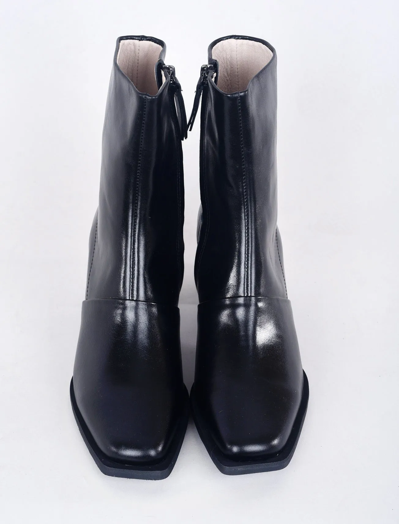 Wow Boot, Black